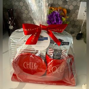 RAE DUNN “GHIRARDELLI” coca serving gift set